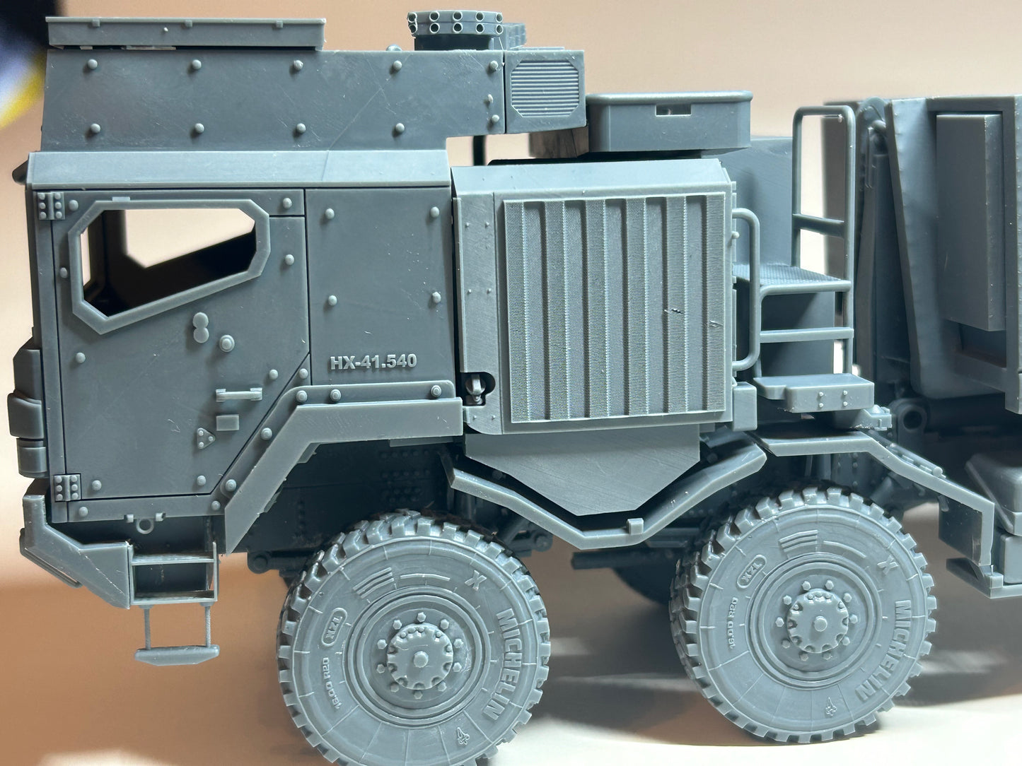 HX2 8x8 mit Pritsche